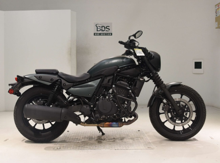 Мотоцикл Kawasaki ELIMINATOR400-3SE с пробегом 3950 km