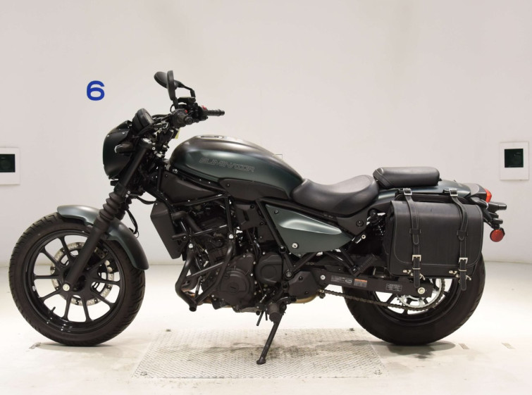 Мотоцикл Kawasaki ELIMINATOR400-3SE с пробегом 3950 km