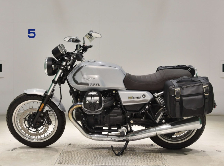 Мотоцикл Moto Guzzi V7 SPECIAL з пробігом 2507 km