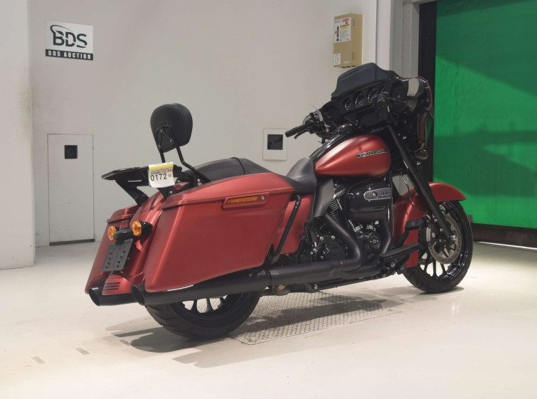 Мотоцикл HD STREET GLIDE FLHXS1870 с пробегом 8804 km