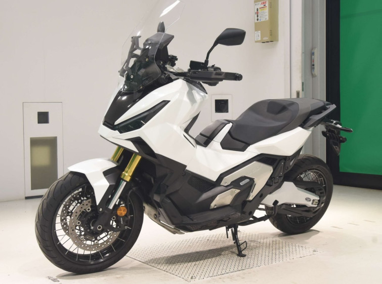 Мотоцикл Honda X-ADV750 з пробігом 11485 km