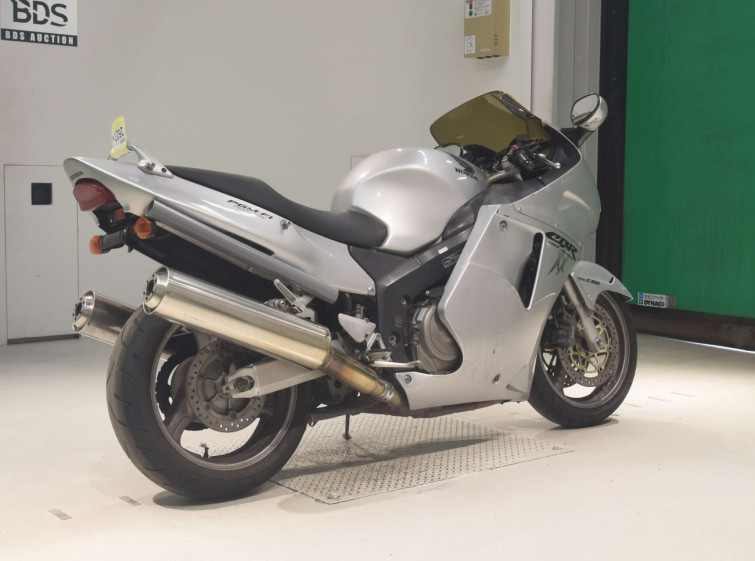 Мотоцикл Honda CBR1100XX BLACKBIRD з пробігом 75967 km