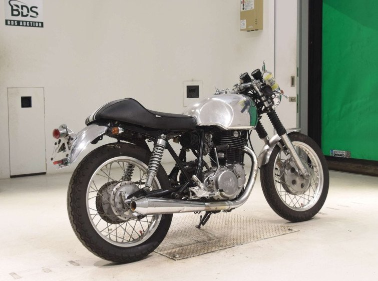 Мотоцикл Yamaha SR400-2 з пробігом 5567 km