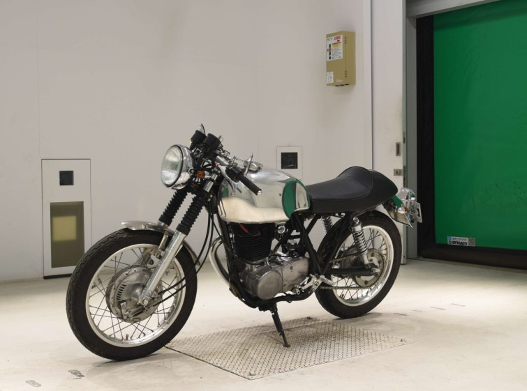 Мотоцикл Yamaha SR400-2 з пробігом 5567 km