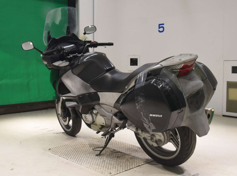 Мотоцикл Honda NT750VA з пробігом 63958 km