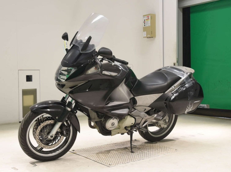 Мотоцикл Honda NT750VA з пробігом 63958 km