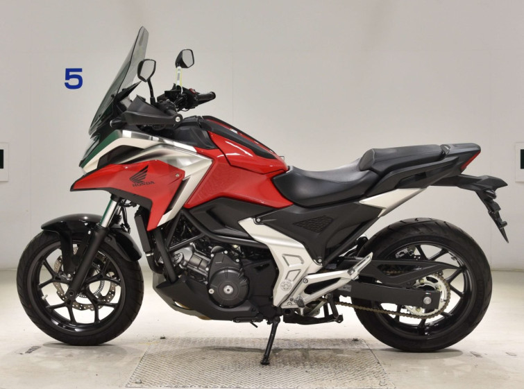 Мотоцикл Honda NC750XD с пробегом 3133 km