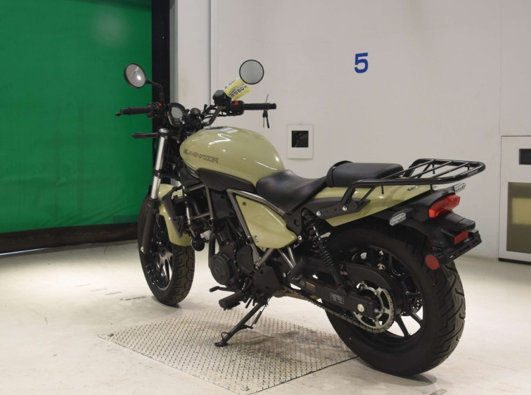 Мотоцикл Kawasaki W400 с пробегом 3590 km