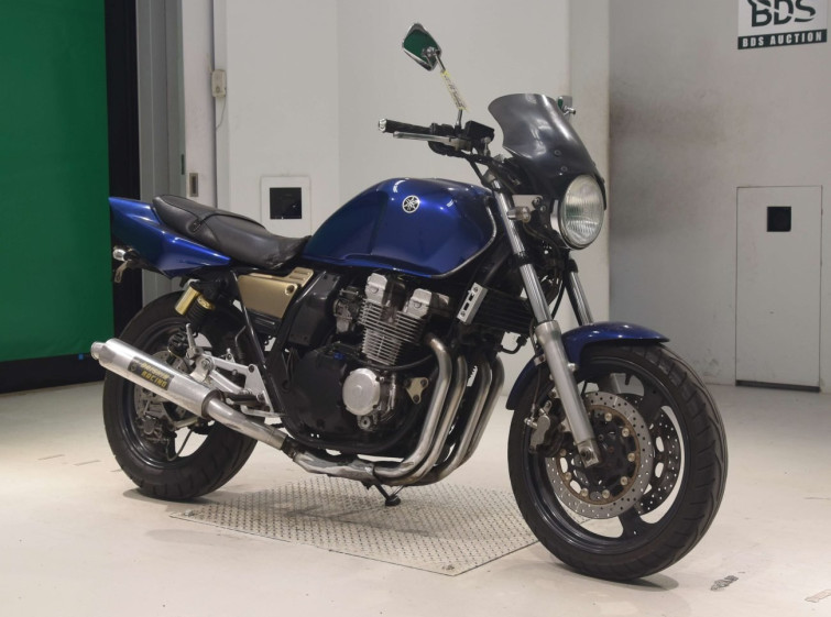 Мотоцикл Yamaha XJR400 с пробегом 24679 km