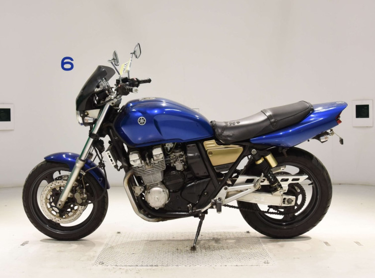Мотоцикл Yamaha XJR400 с пробегом 24679 km
