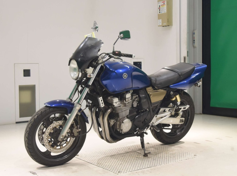 Мотоцикл Yamaha XJR400 с пробегом 24679 km