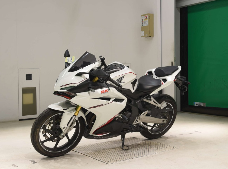 Мотоцикл Honda CBR250RRA з пробігом 9980 km