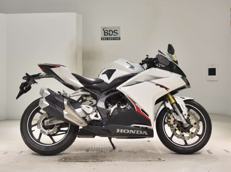 Мотоцикл Honda CBR250RRA з пробігом 9980 km
