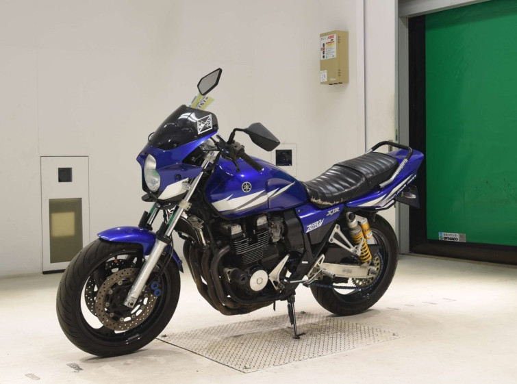 Мотоцикл Yamaha XJR400 с пробегом 35964 km