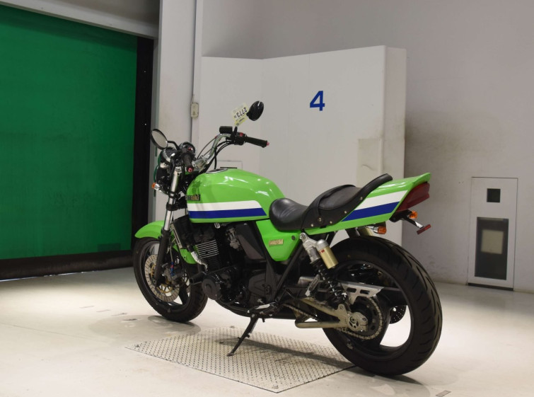 Мотоцикл Kawasaki ZRX400 с пробегом 1136 km