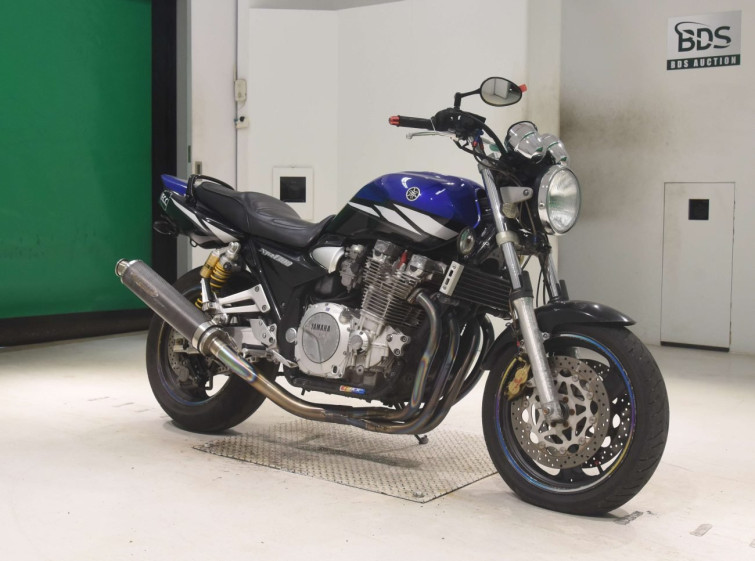 Мотоцикл Yamaha XJR1300