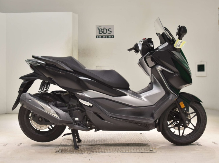 Мотоцикл Honda FORZA с пробегом 27788 km