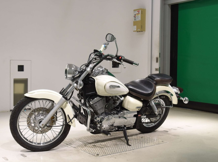 Мотоцикл Yamaha DRAGSTAR XVS250 с пробегом 15391 km