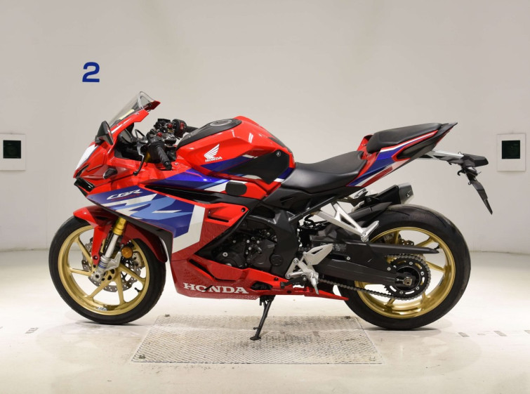 Мотоцикл Honda CBR250RRA с пробегом 3489 km
