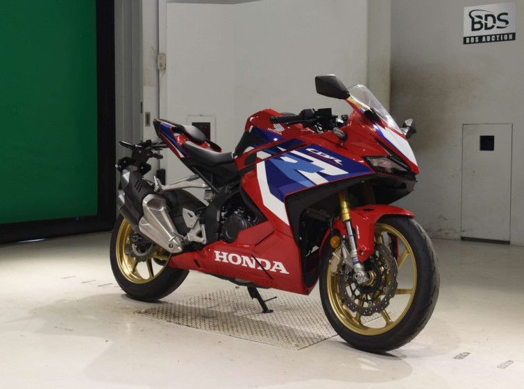 Мотоцикл Honda CBR250RRA с пробегом 3489 km