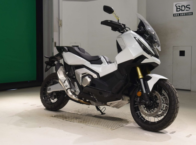 Мотоцикл Honda X-ADV750-2 с пробегом 2307 km