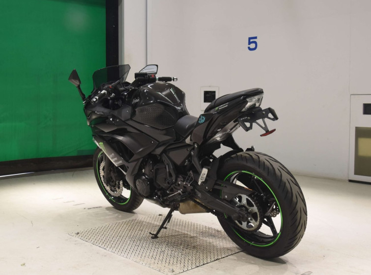 Мотоцикл Kawasaki NINJA650A