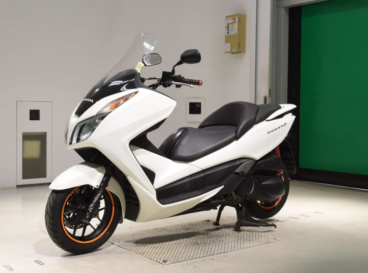 Мотоцикл Honda FORZA SI с пробегом 7258 km