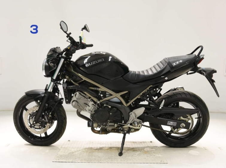Мотоцикл Suzuki SV650 с пробегом 6839 km