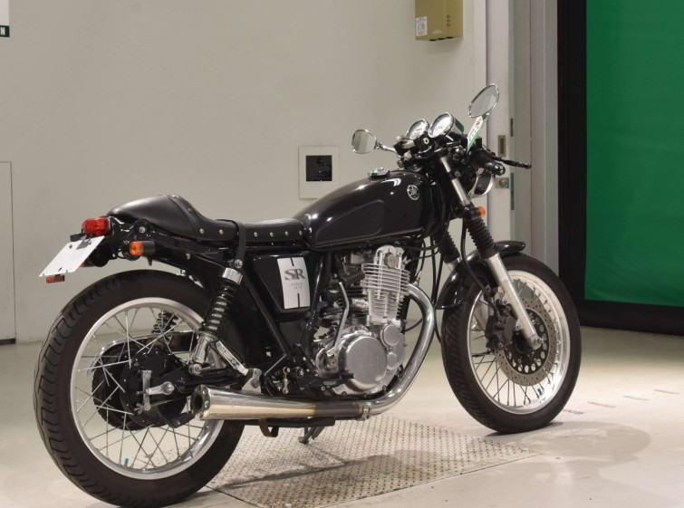 Мотоцикл Yamaha SR400 с пробегом 5165 km