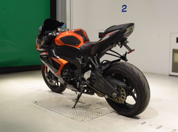 Мотоцикл Kawasaki ZX-6R с пробегом 21507 km