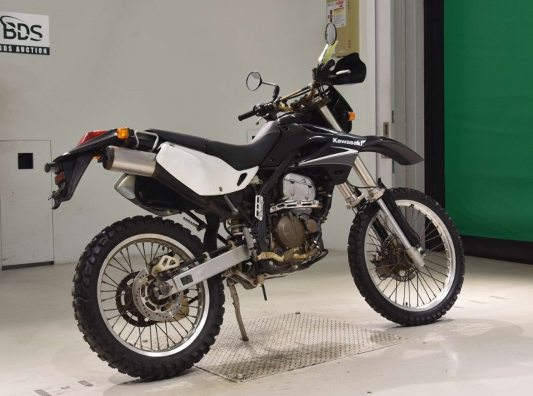 Мотоцикл Kawasaki KLX250 с пробегом 9292 km