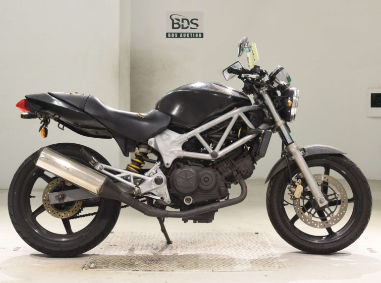 Мотоцикл Honda VTR250 з пробігом 14439 km