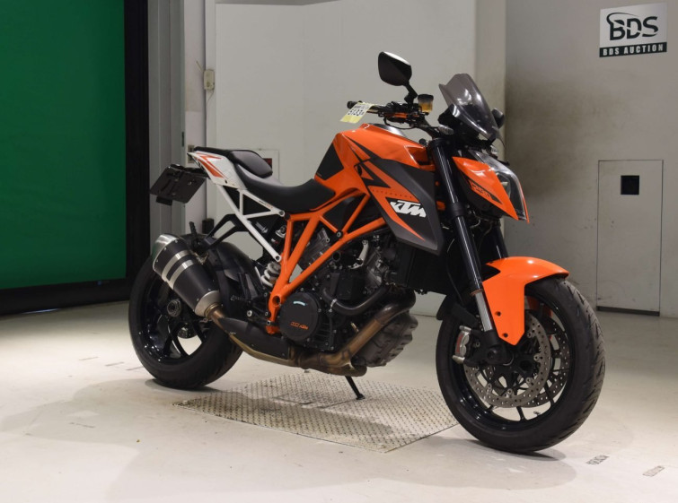 Мотоцикл KTM 1290 SUPERDUKE R з пробігом 60283 km