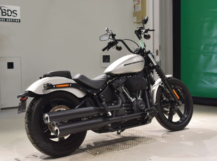 Мотоцикл HD FXBBS1870 з пробігом 8429 km
