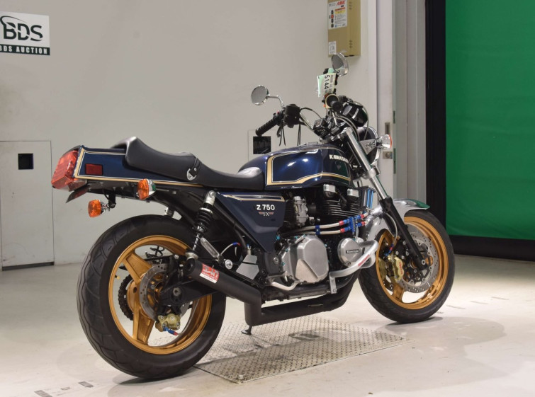 Мотоцикл Kawasaki ZEPHYR750 с пробегом 31174 km