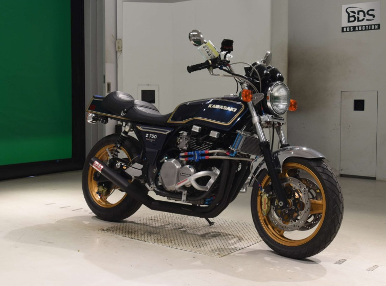 Мотоцикл Kawasaki ZEPHYR750 с пробегом 31174 km