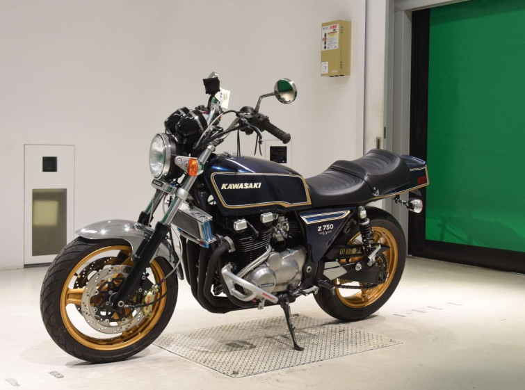 Мотоцикл Kawasaki ZEPHYR750 с пробегом 31174 km