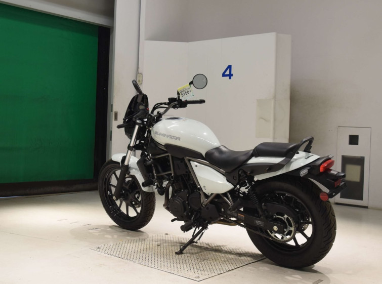 Мотоцикл Kawasaki ELIMINATOR400-3 с пробегом 4049 km