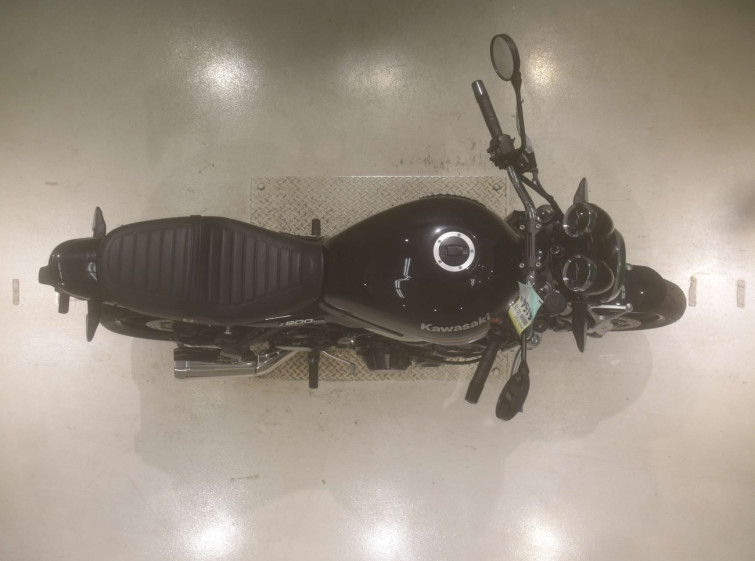 Мотоцикл Kawasaki Z900RS с пробегом 6050 km