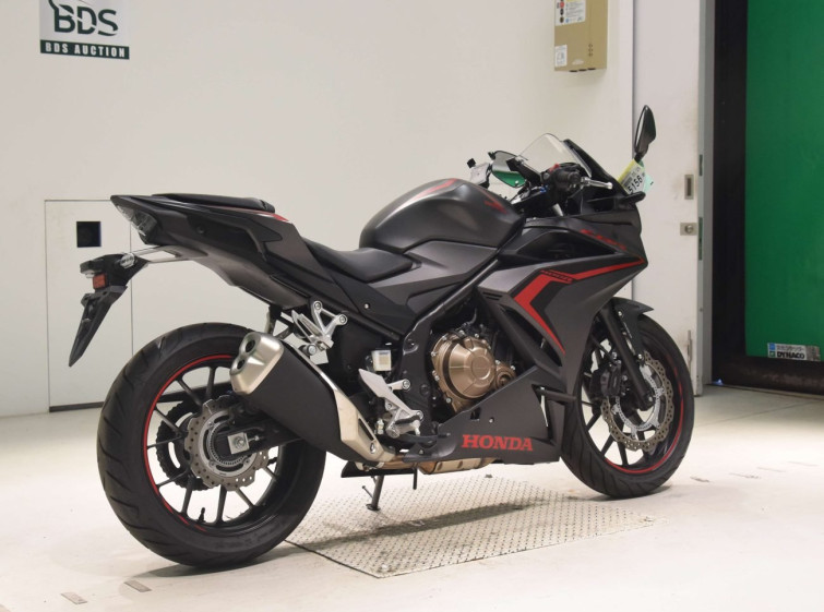 Мотоцикл Honda CBR400R с пробегом 2538 km