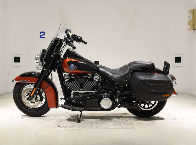 Мотоцикл HD FLHC1920 с пробегом 1048 km