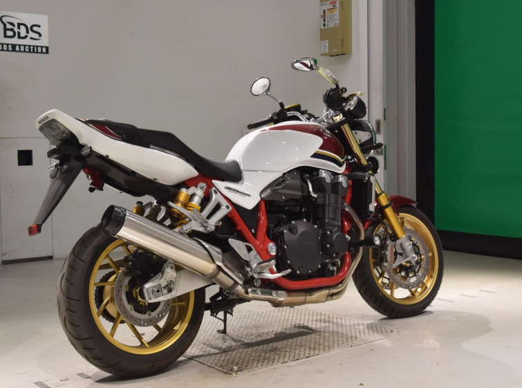 Мотоцикл Honda CB1300SF с пробегом 164 km