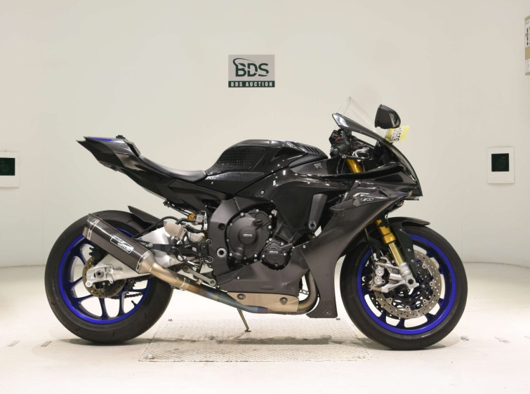 Мотоцикл Yamaha YZF-R1M с пробегом 13582 km