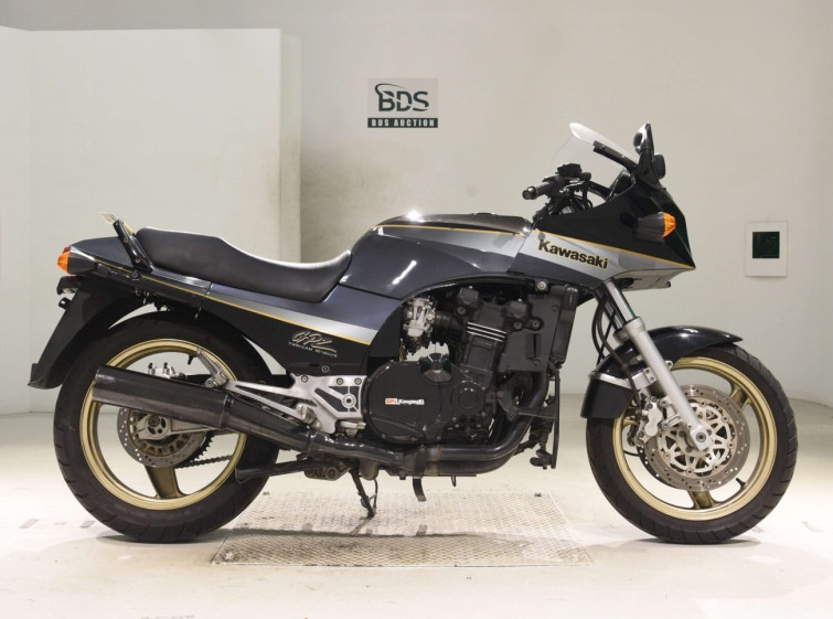 Мотоцикл Kawasaki GPZ900R з пробігом 23733 km
