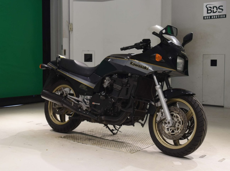 Мотоцикл Kawasaki GPZ900R з пробігом 23733 km