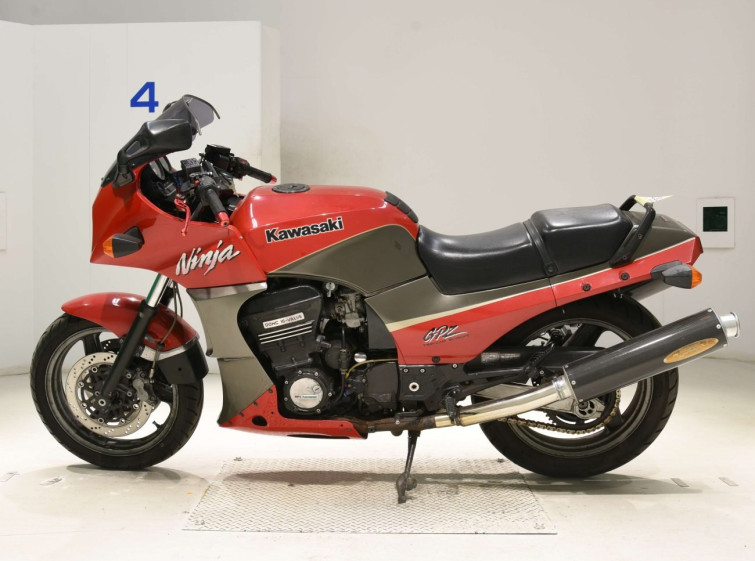 Мотоцикл Kawasaki GPZ900R с пробегом 44907 km
