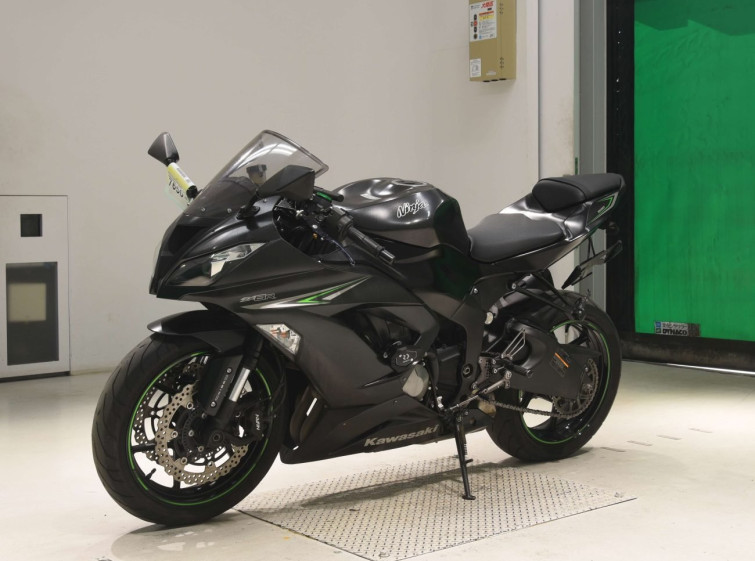 Мотоцикл Kawasaki ZX-6R с пробегом 28308 km