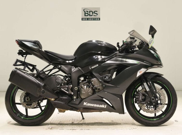 Мотоцикл Kawasaki ZX-6R с пробегом 28308 km