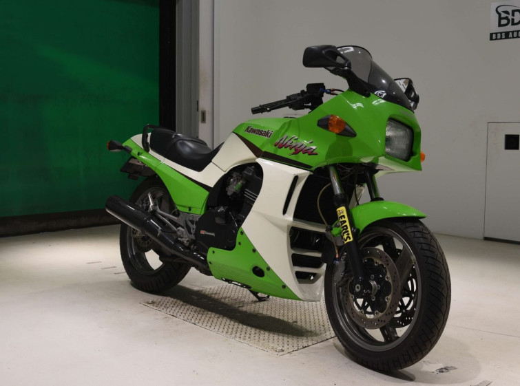 Мотоцикл Kawasaki GPZ900R з пробігом 12338 km