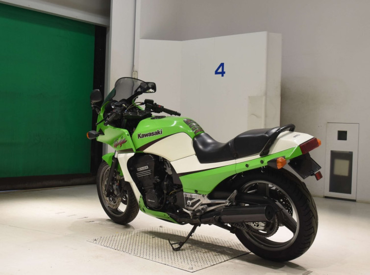 Мотоцикл Kawasaki GPZ900R з пробігом 12338 km